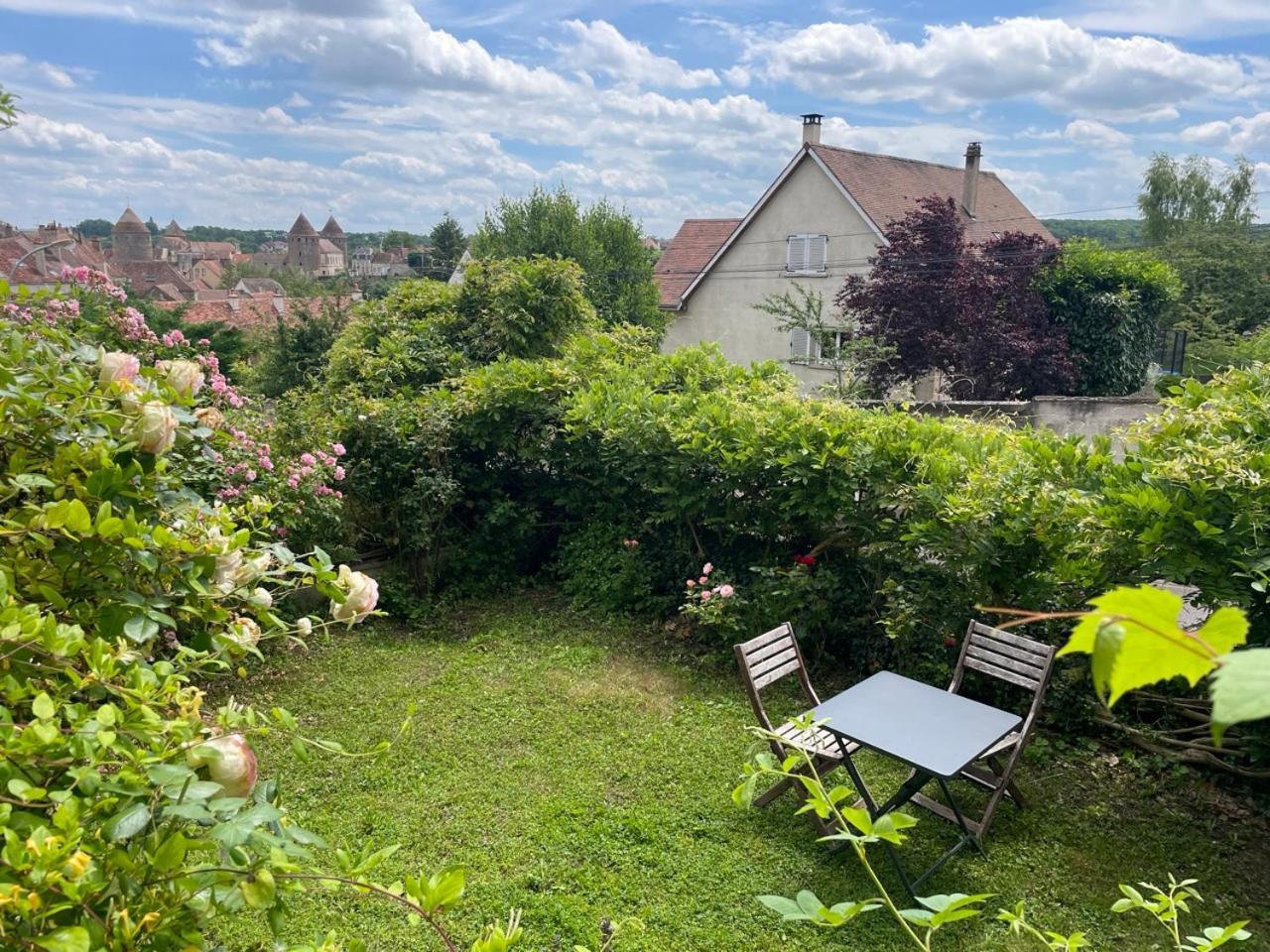 Chez Katia Hotell Semur-en-Auxois Eksteriør bilde